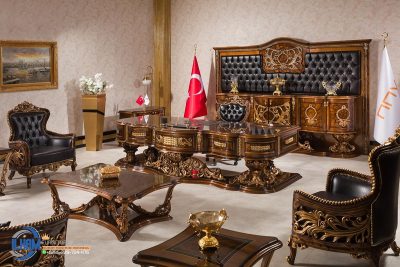 Meja Kantor Ukir Jepara, Meja Kantor Kayu Jati Klasik, Meja Kerja Mewah Ukiran, Meja Direktur Ukir Jepara, Furniture Kantor Klasik Mewah,Meja Kantor Kayu Jati Ukir Jepara Gaya Klasik dengan Sentuhan Mewah