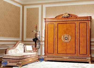Lemari Pakaian 4 Pintu Set Sofa Bench Tempat Tidur Jati Klasik Natural Gold Prada