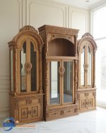 Bufet Lemari Hias, Lemari Hias, Lemari Hias Kaca, Lemari Hias Kayu Jati, Lemari Hias Klasik, Lemari Hias Mewah, Lemari Hias Minimalis, Lemari Hias Ruang Tamu, Lemari Hias Sudut, Lemari Hias Terbaru, Lemari Hias TV, Model Lemari Sudut, Ruang Dapur, Ruang Kerja, Ruang Makan, Ruang Tamu, Kabinet Lemari Hias Jati Klasik Ruang Tamu Mewah