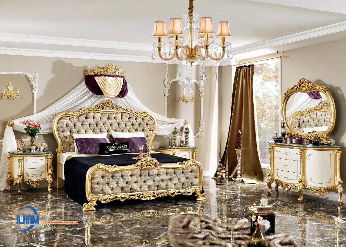 Set Tempat Tidur Kamar Exclusive Mewah Ukir Klasik Jepara