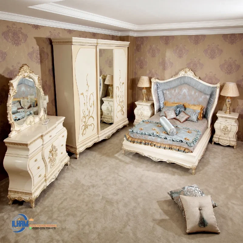 Set Tempat Tidur Bedroom Klasik Putih Duco Itali