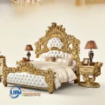 Dipan Tempat Tidur Mewah Gold Klasik Jepara